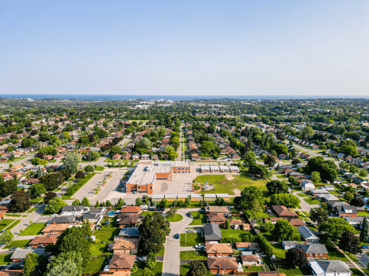 Oshawa homes & neighbourhoods