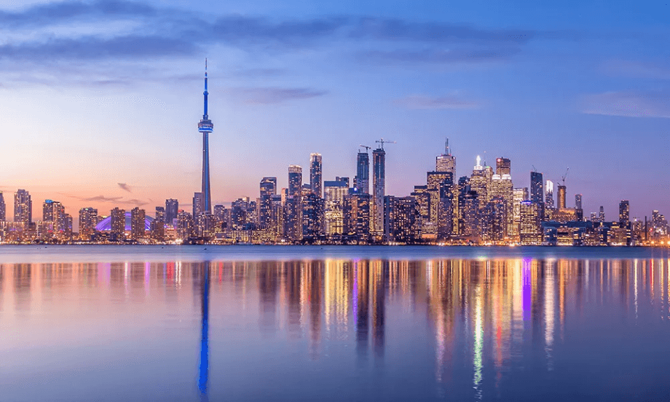 Toronto homes & neighbourhoods